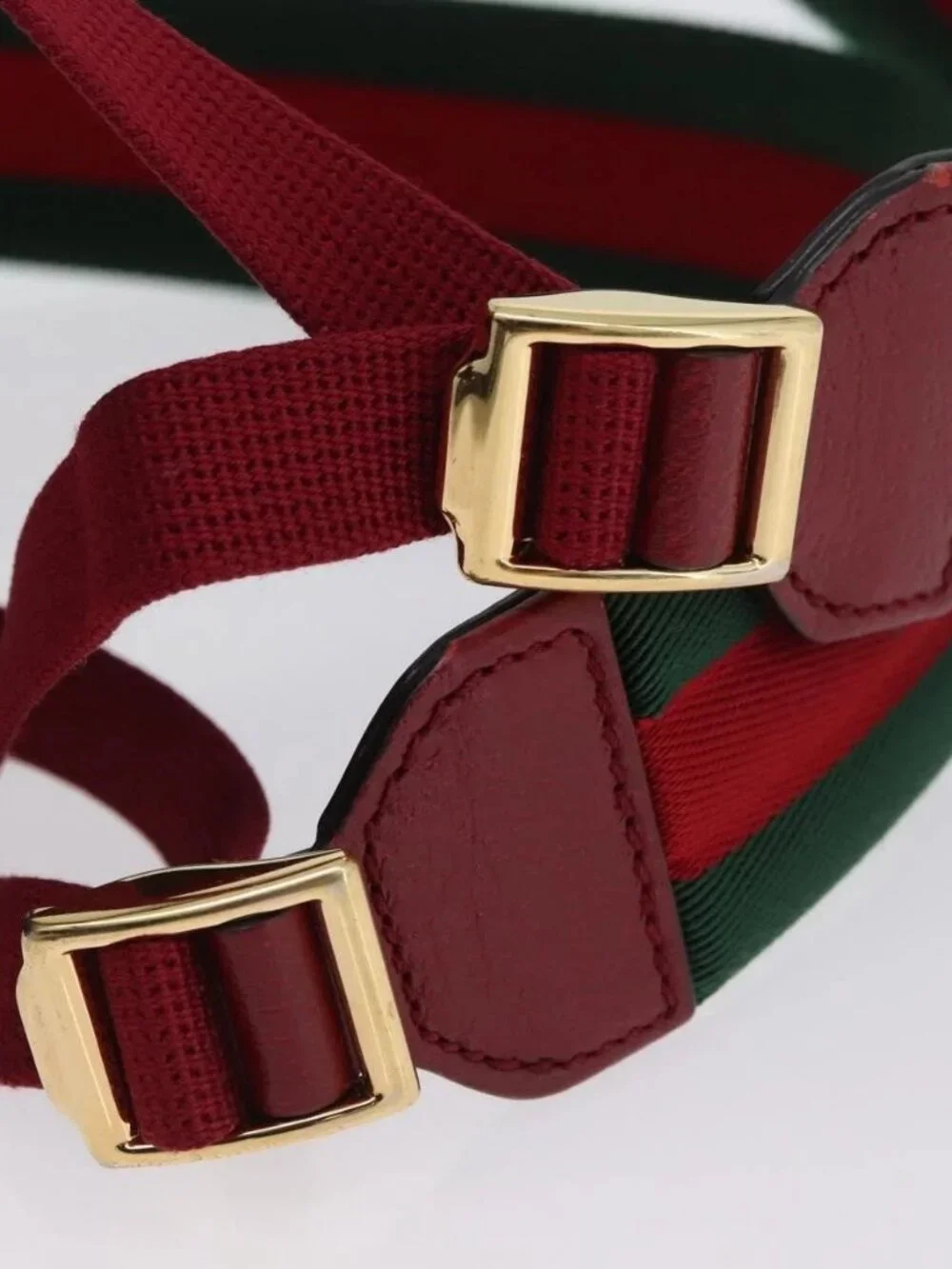 Gucci brand	gucci color	beige